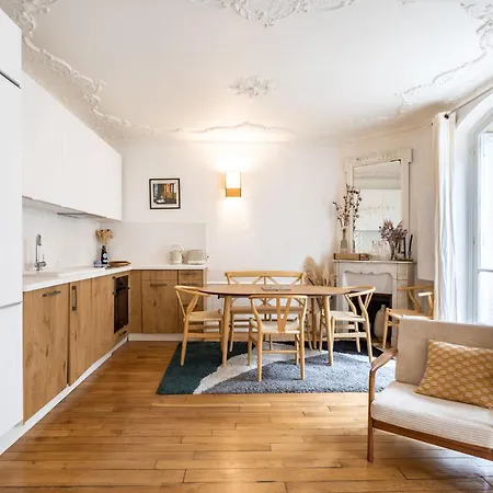 Montmartre // Lovely Flat For ! Париж