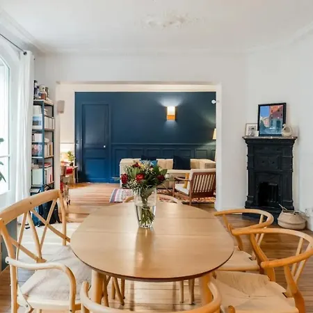 Daire Montmartre // Lovely Flat For !